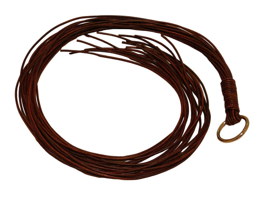 Martinet long en cordons de cuir