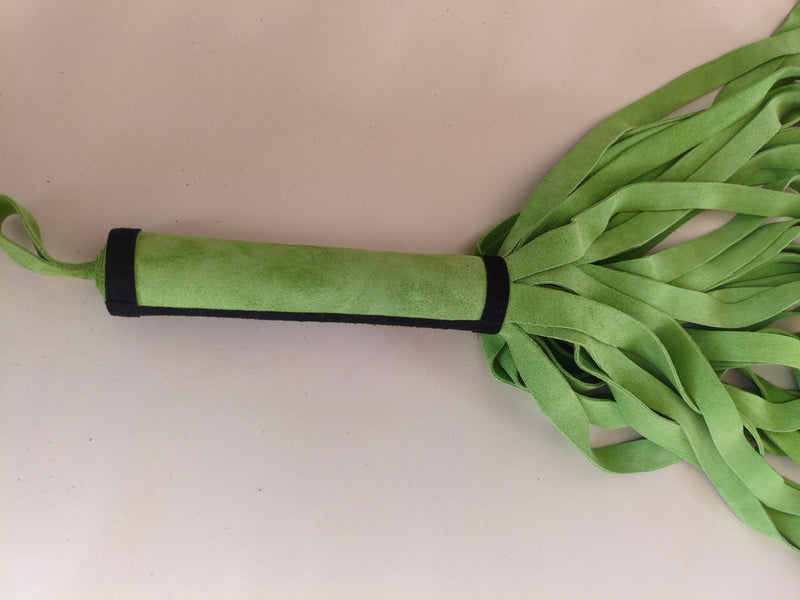 Martinet cuir vert long AdryX - détail poignée