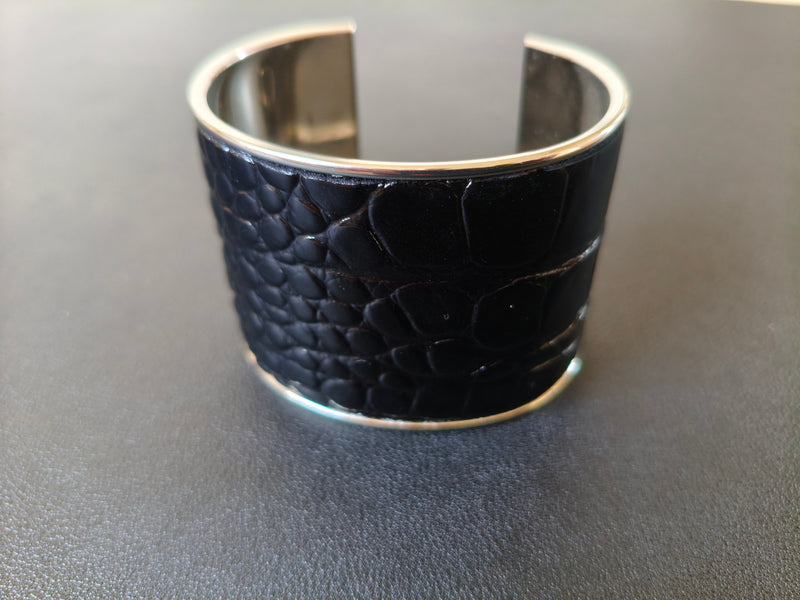 Bracelet manchette AdryX - largeur 5cm cuir noir effet crocodile