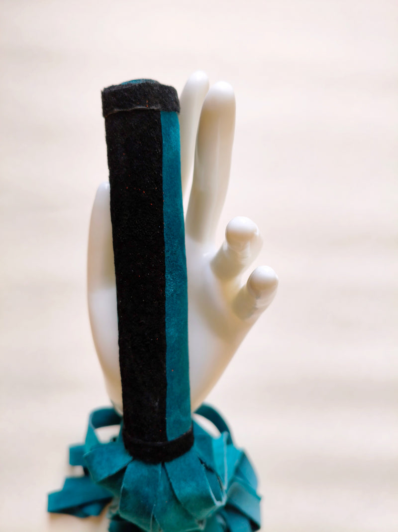 Martinet croûte cuir bleu canard AdryX - détail lanières