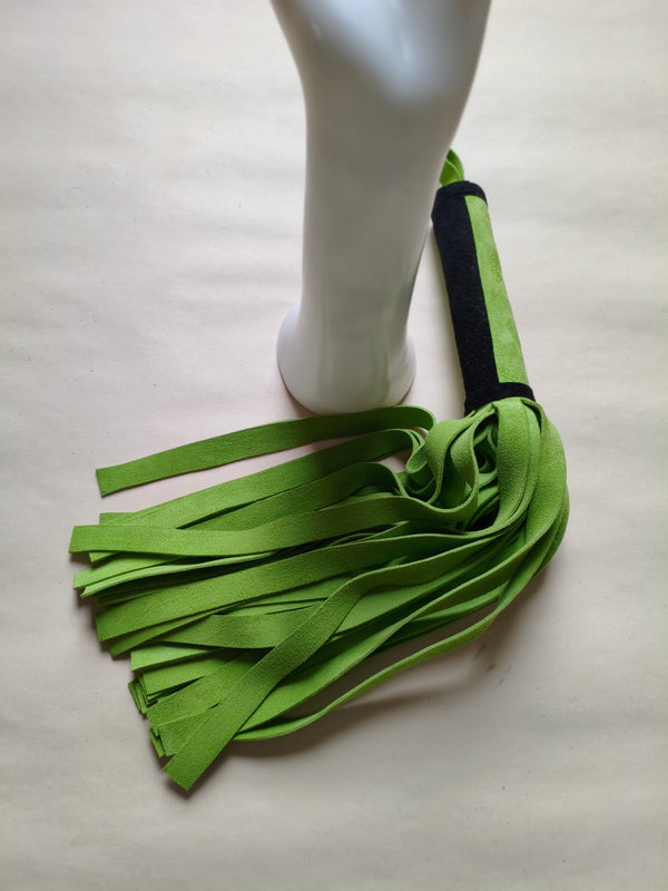 Martinet croûte cuir vert court BDSM AdryX - vue complète