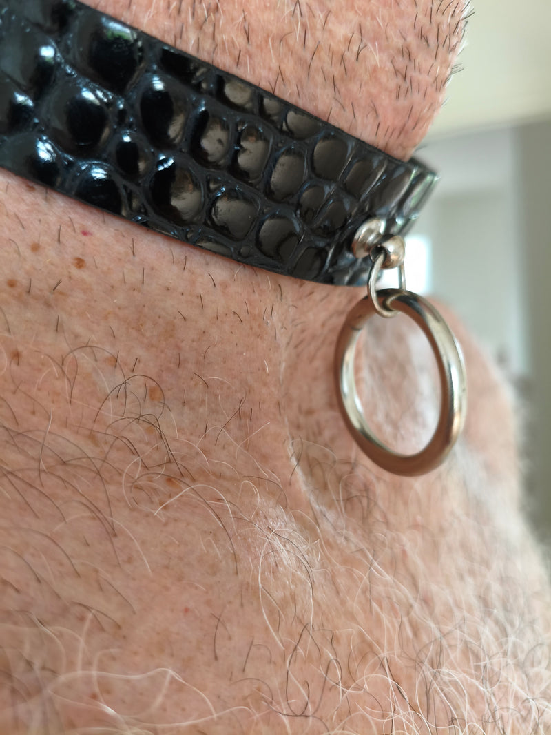 Collier artisanal AdryX noir - détail fermoir inox argenté