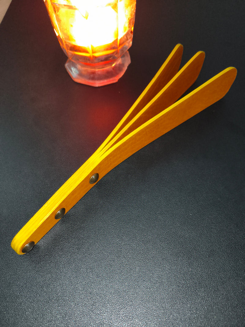 Paddle cuir jaune AdryX - vue de face