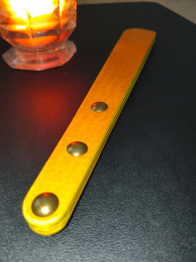 Paddle cuir jaune AdryX - épaisseur triple couche de cuir