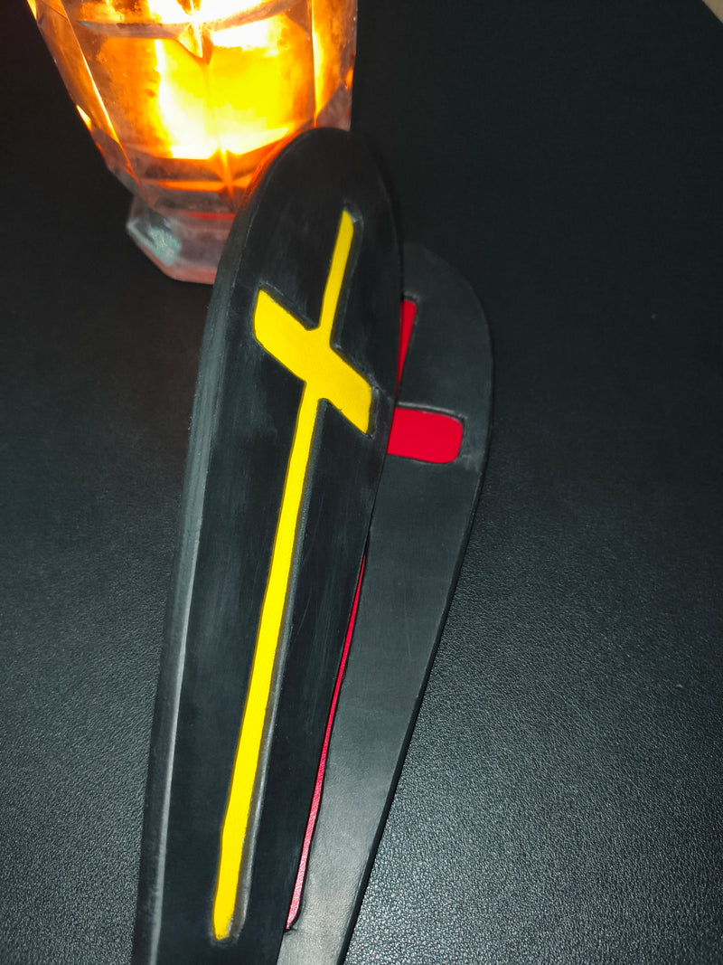 Paddle cuir artisanal Les Croix du Silence AdryX - finitions