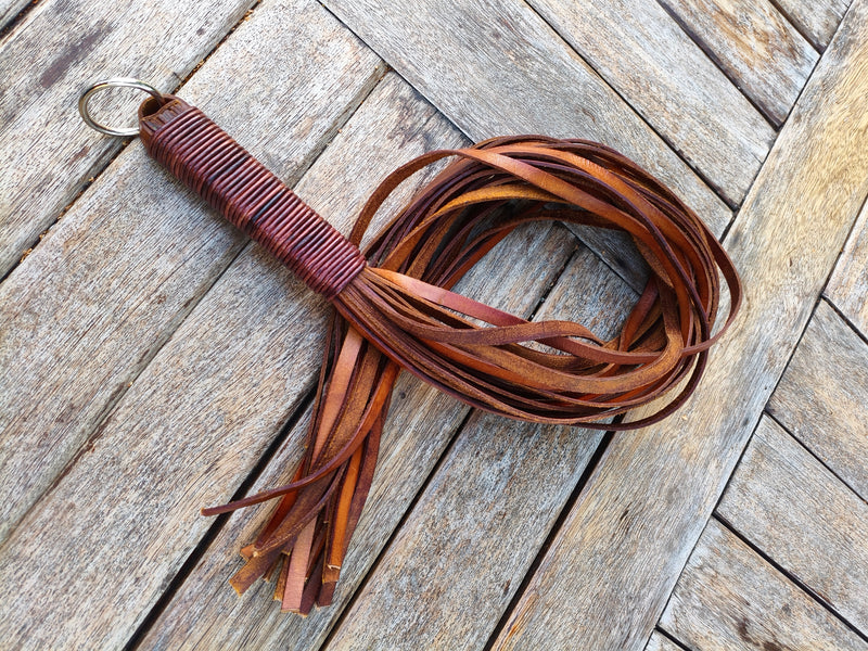 Martinet expert en cuir AdryX 100 cm posé en boucle, lanières larges couleur cognac